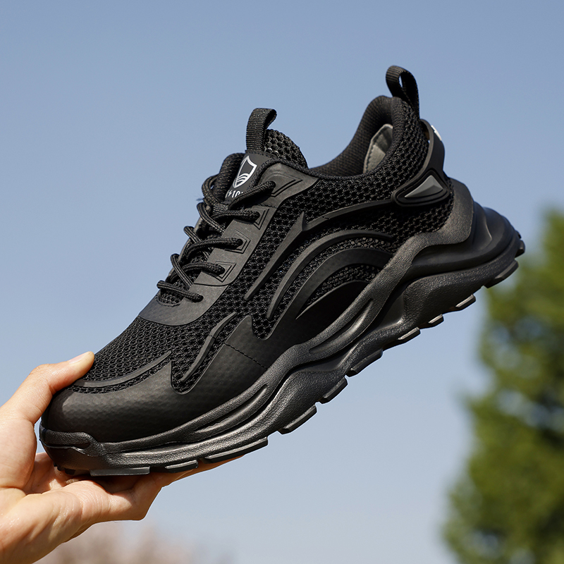 GUYISA  Black popular lightweight sports 10KV insulated European standard fiberglass toe cap anti - smash anti - pierce foot safety shoes