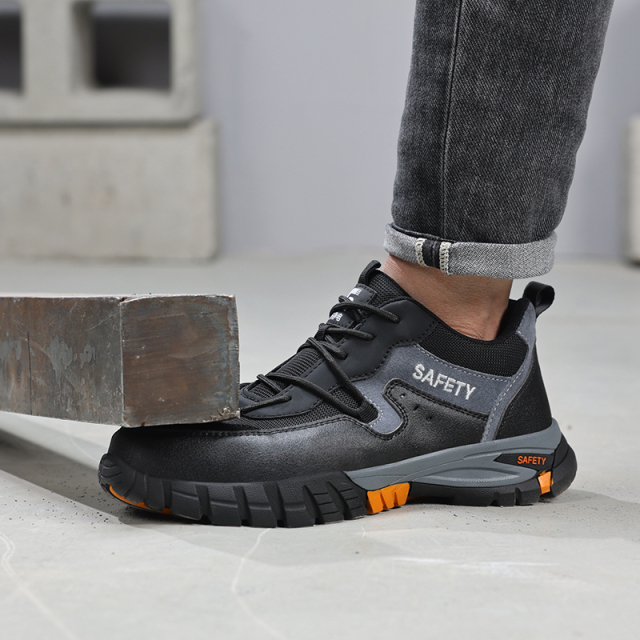 GUYISA Black new European standard steel toe cap rubber sole anti - smash anti - pierce anti - static safety shoes