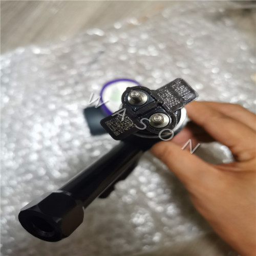 Genuine Fuel Injector VH23670E0350  8-97603415-0 For Excavator P11C
