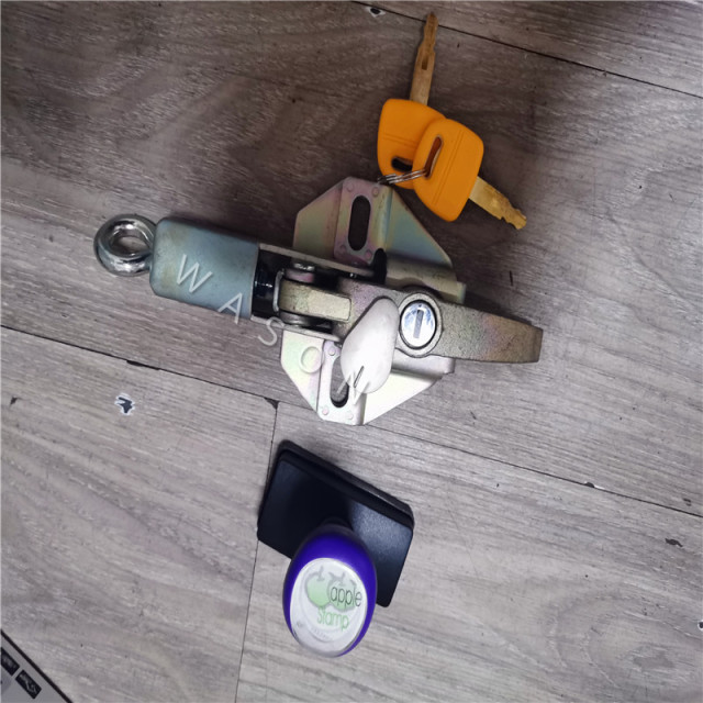 Excavator Spare Part Engine Cover Lock  for E312B E320B/C/D