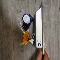 High Qaulity Hydraulic Pump Side Panel Door Lock  for SH120-5 SH200A1A2A3