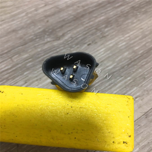 Excavator Water Temperature Sensor  S8342-01250  VH834201250A  For SK200-8