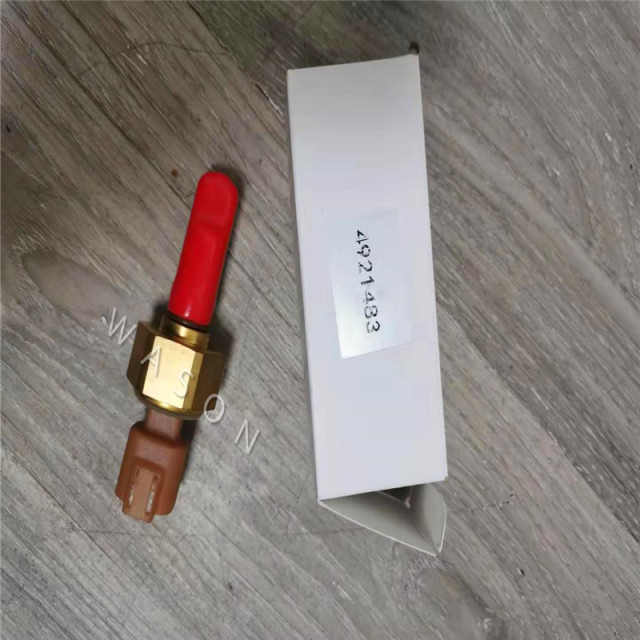 4921483  High Quality Engine Oil Pressure Sensor For CUM ISF2.8 Excavator