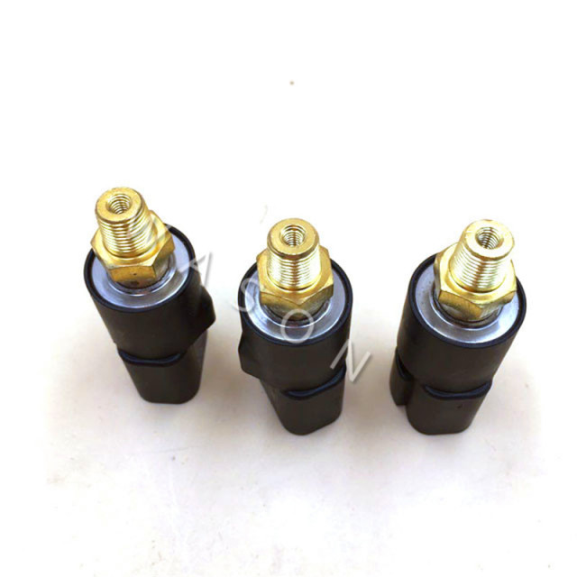 Engine Oil Pressure  Sensor Switch   20Y-06-21710  For PC200-6 6D95