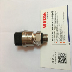 Excavator Electric Parts Low pressure sensor KM15-P02 KM15-P04  For SH350