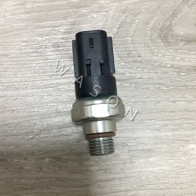 High Quality 6744-81-4010 4076930 Fuel Switch Pressure Sensor For PC200-8 Excavator