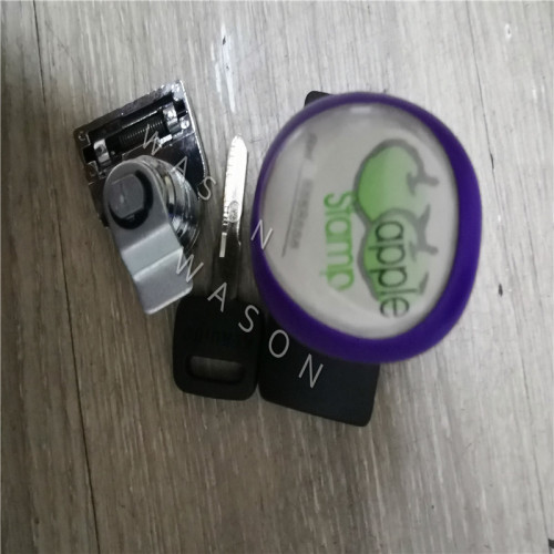 Excavator Spare Part  Cabin Door Lock Core  for PC200-8 In High Qaulity