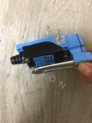 High Quality Excavator Hydraulic Lock Switch  For DH220-7