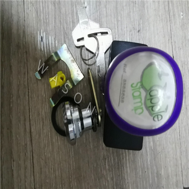 Excavator Spare Part  Cabin Side Door Lock Core  for SK200-8  In High Qaulity