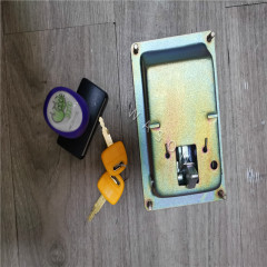 High Qaulity Hydraulic Pump Side Panel Door Lock  for ZAX200-3 ZAX200-6