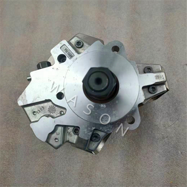 PC200-8 6D107 Fuel Injection Pump 0445020150