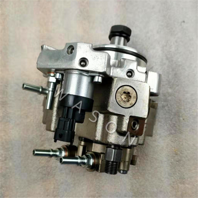 PC200-8 6D107 Fuel Injection Pump 0445020150
