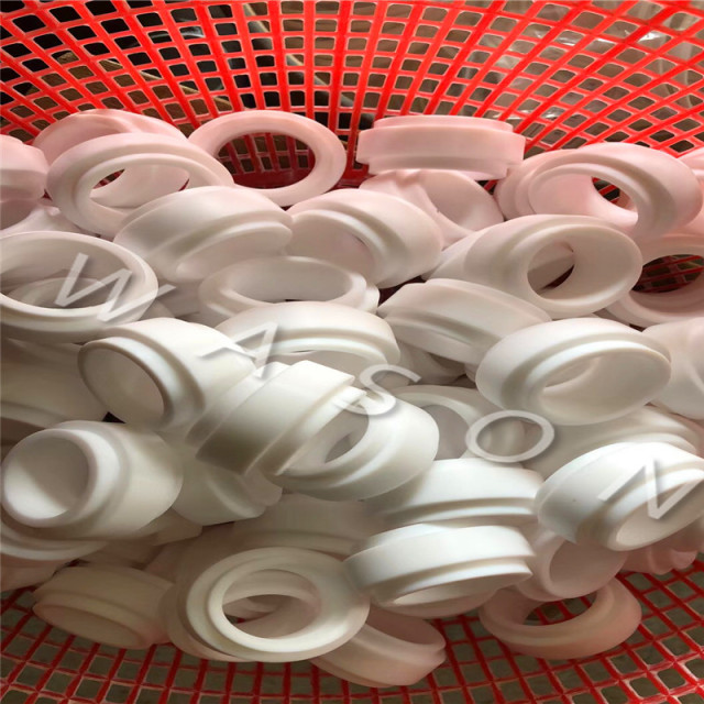 Breaker White Pipe/Hose