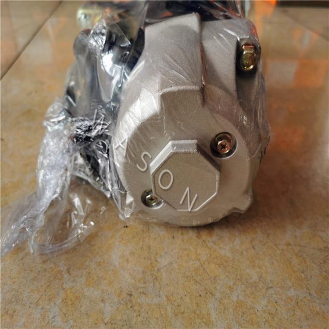 H07CT/ EH700 Starter Motor EX220-5/ EX220-5 24V 3H 5.5KW 11T 28100-1820