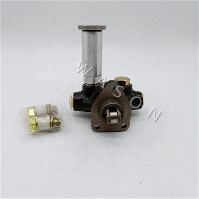 DH300-5  Fuel Injection Pump 105207-1520