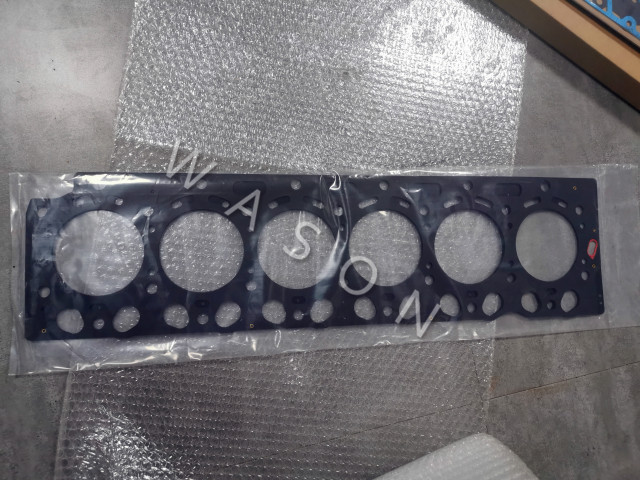 D6D EC210  Gasket Kit