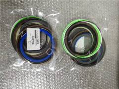 EX200-6/ZAX200/210/225USR,ZAX210H-5S  ZAX200-3/6/8,210-3,225US-3,ZAX200-3G/5G Cylinder Seal Kit