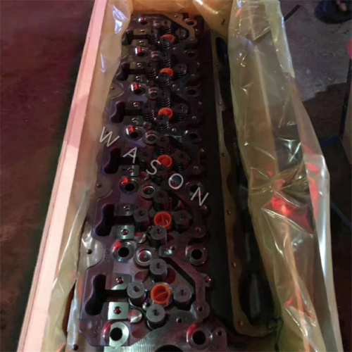 J08E SK330-8  Cylinder Head