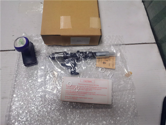 6WG1 6WF1 6UZ1 Excavator Injector  095000-5511 5511-4152 ZAX470-3