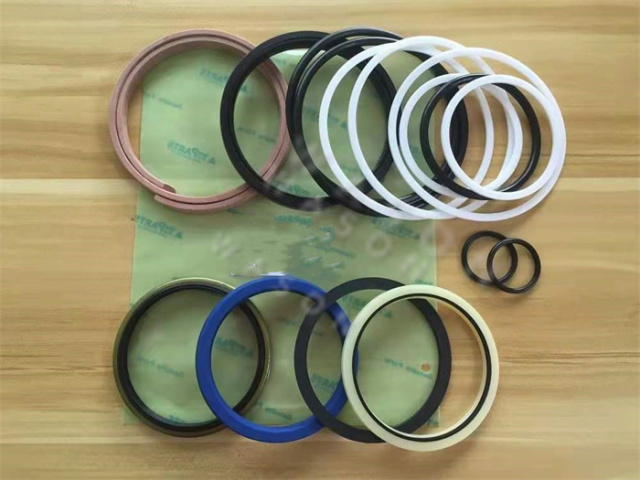 PC200-7/8  PC210-7/8 Cylinder Seal Kit