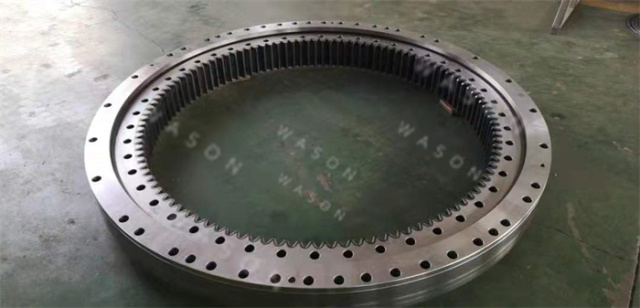 Gear Parts Slew Bearing  PC750
