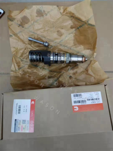 QSX15 Injector assembly