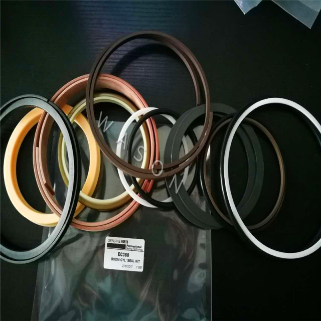 EC360B Cylinder Seal Kit