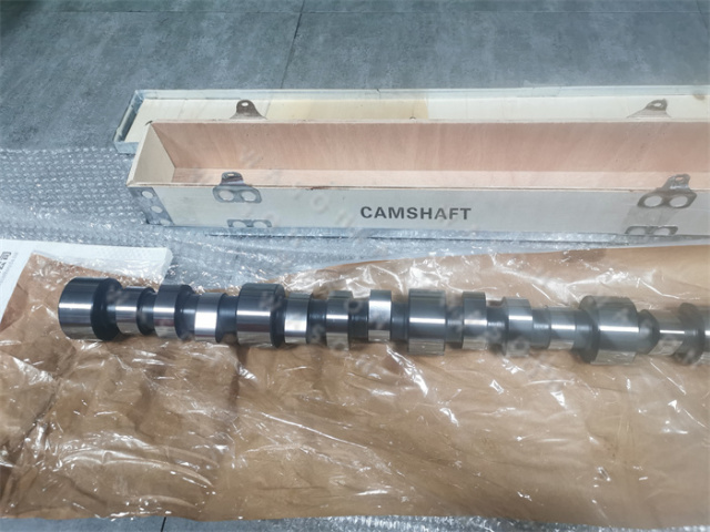 ISX15 QSX15  High Quality Camshaft  4298629 4059333 3685964