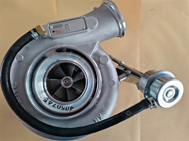 HX40W Turbocharger   4051340 VG2600118896  VG2600118899 4047913