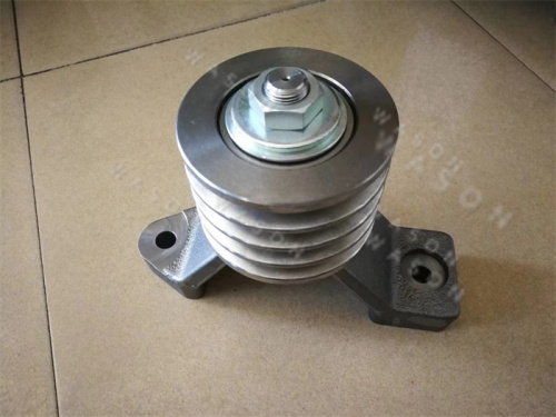6WG1 Excavator  Pulley Tensioner EX450/EX470-3