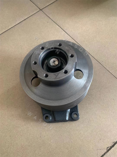 6D108 PC300-6 Excavator Fan Belt Pulley Seat