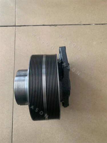 6D108 PC300-6 Excavator Fan Belt Pulley Seat