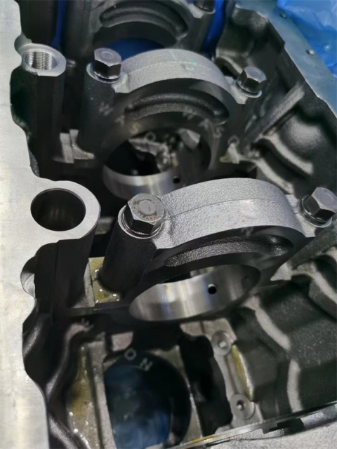 M11  Cylinder Block Assy
