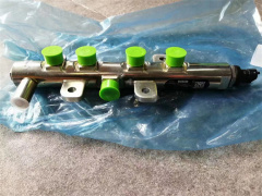 QSB4.5/4D107 Genuine Fuel Injection Pipe 0445224025
