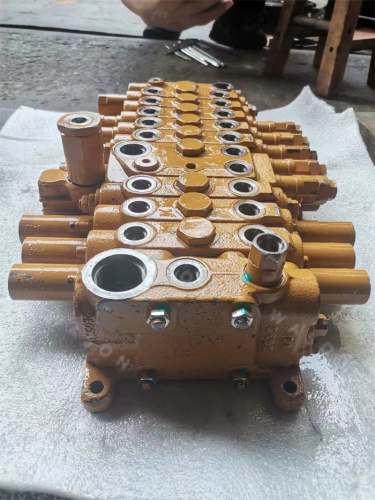 E303 Control Valve Assy