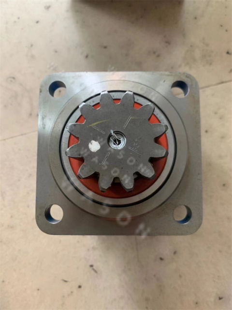 KB35 Swing Motor Assy
