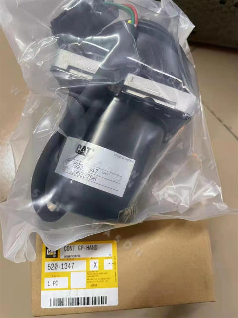 E374D E365C E385C Excavator Joystick Handle Pilot Valve 520-1347
