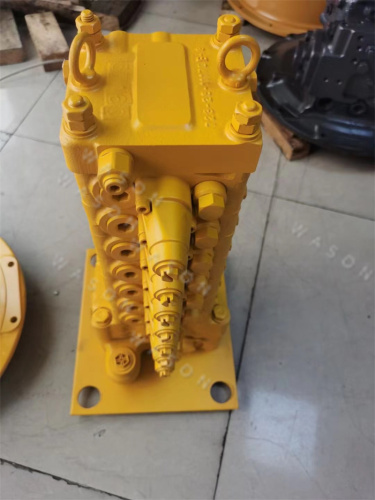 4D95 PC60-7 Control Valve Assy