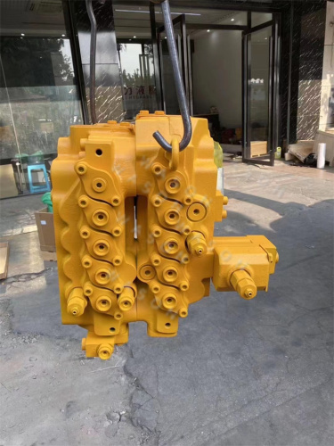 HD820 Control Valve Assy