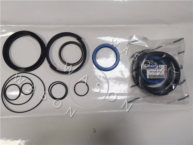 D155A-6 Cylinder Seal Kit LIFT