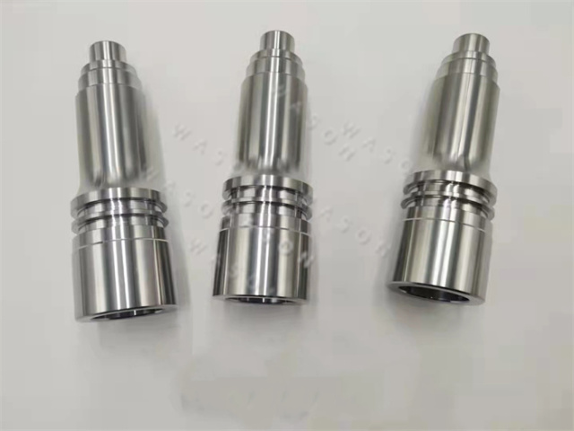 6WG1  Excavator Electrical Injector Sleeve 1-11129064-1