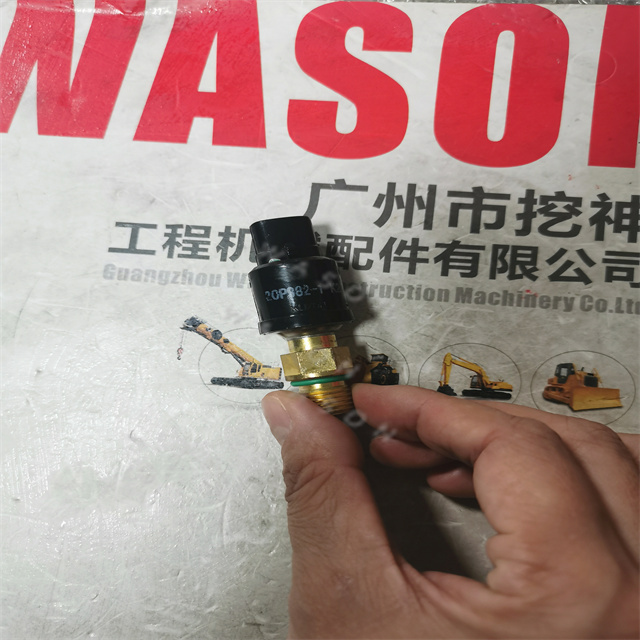 Pressure sensor small round 20PS82-1