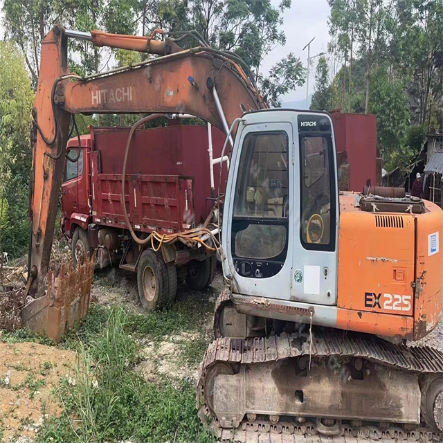 ZAX225US Excavator cabin