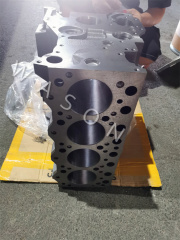 4D95 Cylinder Block Assy
