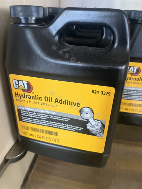 EXCAVATOR OIL  Coolant Additive  6243379