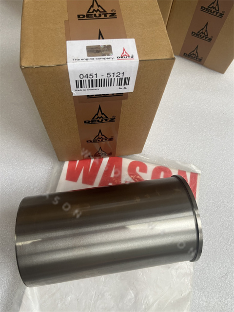 EC210B D6E   Excavator  Liner Kit