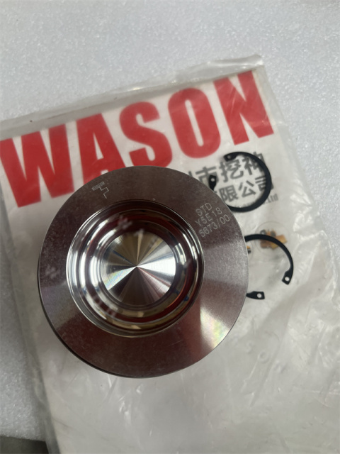 EC210B D6E   Excavator  Liner Kit