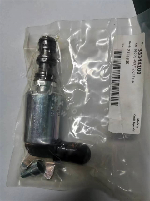 Excavator spare parts solenoid valve 33344100 PP2P3-W3 32-24E4-A