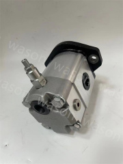 31NB-30020 Hydraulic Gear Pump R450 R455 R500 R510 R480-9S R520-9S