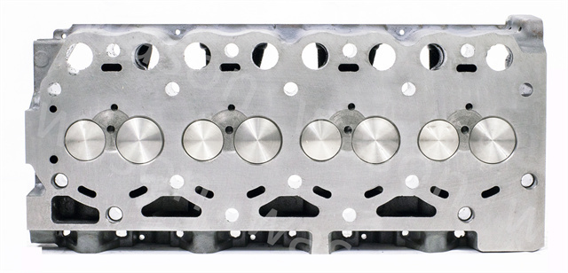 D4E Cylinder Head Assy